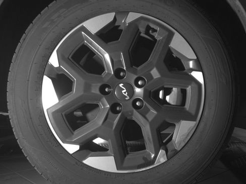 Used 2025 Kia Sorento S AWD/4WD image 10