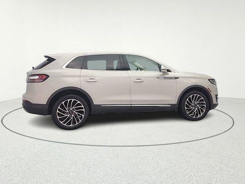 Used 2020 Lincoln Nautilus Reserve image 8