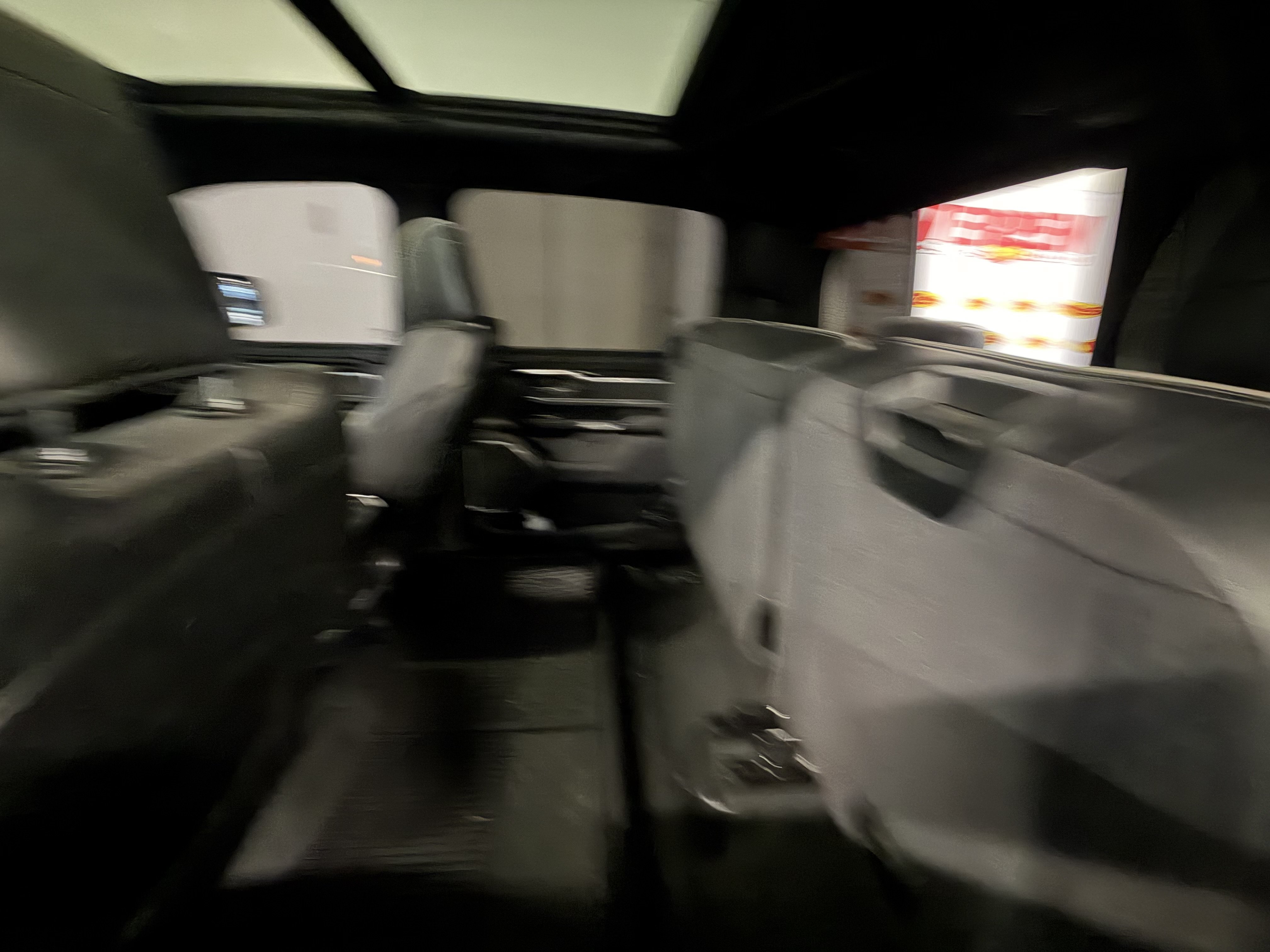 Used 2021 RAM 1500 Laramie AWD/4WD image 17