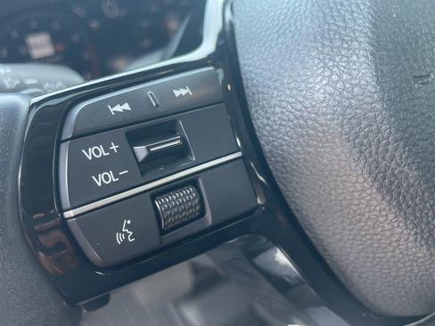 Used 2023 Honda Civic Touring image 19