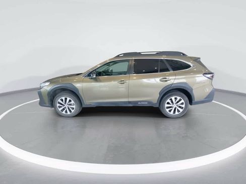 Used 2024 Subaru Outback Premium AWD/4WD image 5