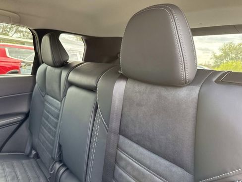 New 2026 Mitsubishi Outlander SE FWD image 13