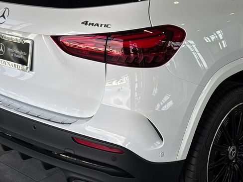 Used 2026 Mercedes-Benz GLA 250 4MATIC image 5
