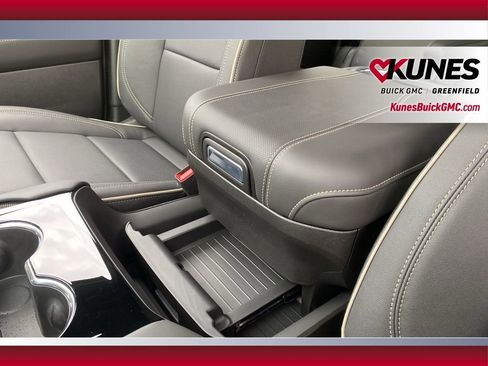 New 2026 GMC Yukon XL Elevation image 33