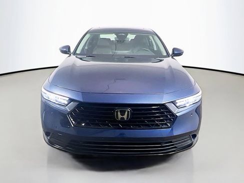 Used 2023 Honda Accord EX-L image 2