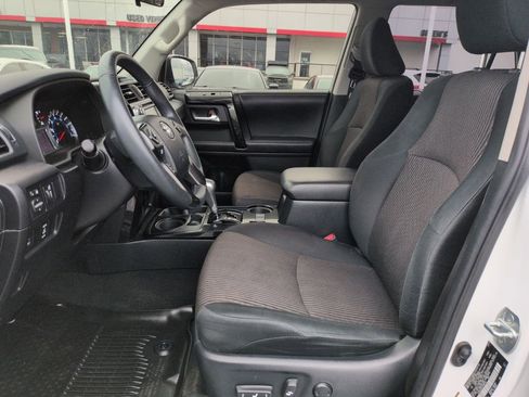 Used 2018 Toyota 4Runner TRD Off-Road w/ Wilderness Package image 9