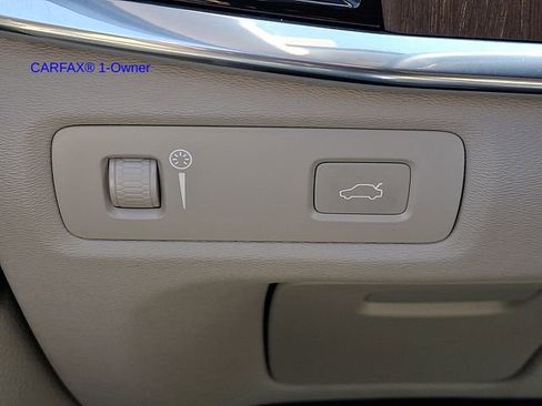 Used 2022 Volvo V90 B6 Cross Country w/ Advanced Package image 25