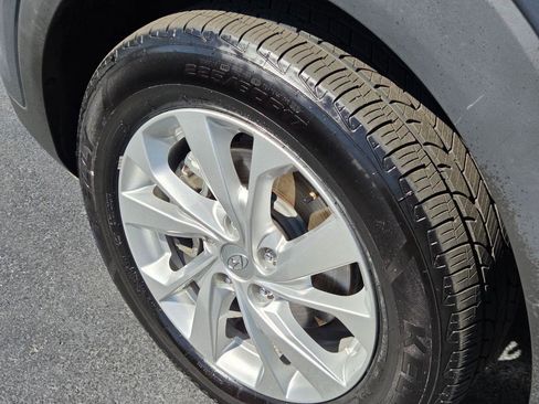 Used 2019 Hyundai Tucson SE AWD/4WD image 10