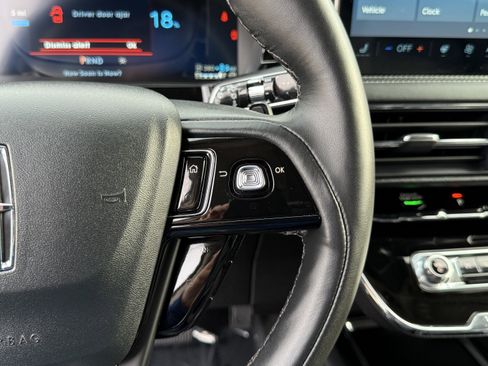 Used 2025 Lincoln Corsair Grand Touring w/ Equipment Group 301A image 23