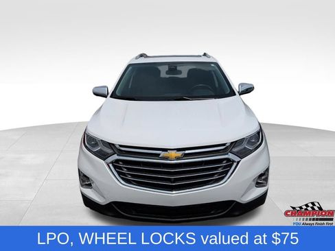 Used 2020 Chevrolet Equinox Premier AWD/4WD image 9