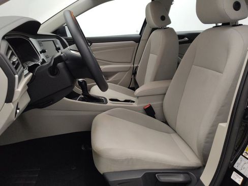 Used 2021 Volkswagen Jetta SE FWD image 17