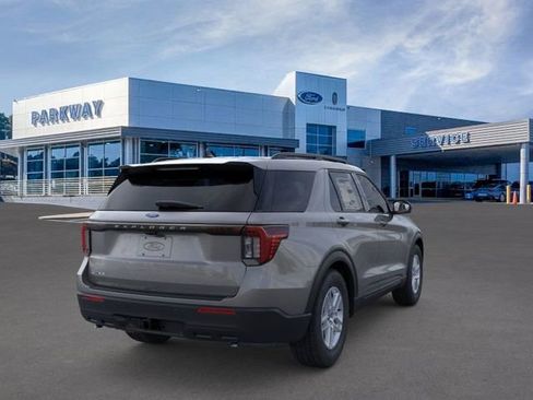 New 2026 Ford Explorer Active image 8