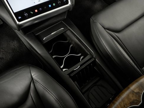 Used 2016 Tesla Model S AWD image 15