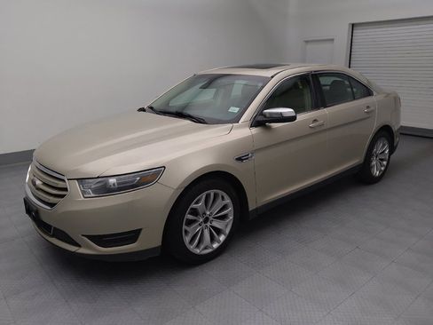 Used 2018 Ford Taurus Limited FWD image 2