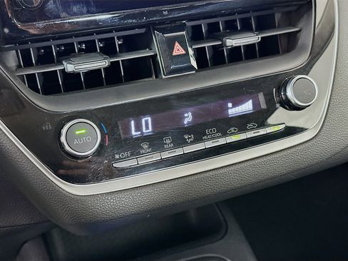 Used 2024 Toyota Corolla LE image 21