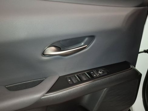 New 2026 Lexus UX 300h AWD image 4