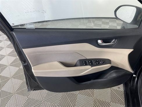 Used 2018 Hyundai Accent SE image 10