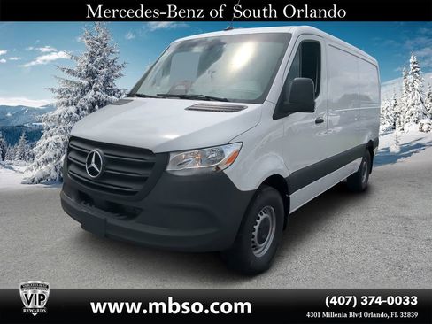Used 2025 Mercedes-Benz Sprinter 2500 image 17