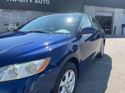 Used 2007 Toyota Camry LE FWD image 2