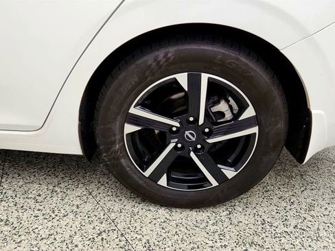 Used 2024 Nissan Sentra SV w/ All-Weather Package FWD image 9