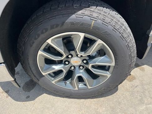 New 2026 Chevrolet Silverado 1500 LT w/ Z71 Off-Road Package AWD/4WD image 36