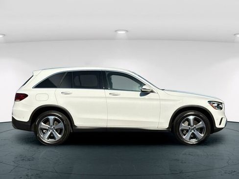 Used 2022 Mercedes-Benz GLC 300 image 8