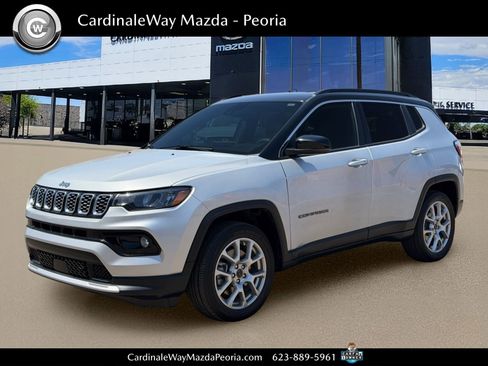 Used 2025 Jeep Compass Limited AWD/4WD image 1