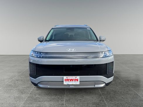New 2026 Hyundai Ioniq 9 SE image 8