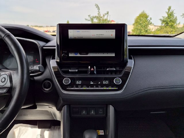 Used 2023 Toyota Corolla Cross XLE w/ Convenience Package AWD/4WD image 24