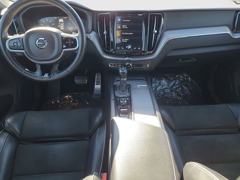 Used 2019 Volvo XC60 T5 R-Design w/ Protection Package Premier image 11