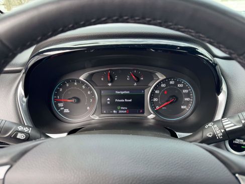 Used 2023 Chevrolet Traverse LT w/ LT Premium Package image 24