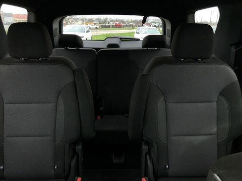 Used 2023 Chevrolet Traverse LT w/ LPO, Floor Liner Package AWD/4WD image 21