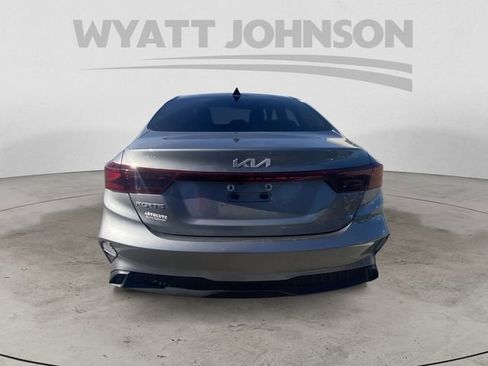 Used 2023 Kia Forte LXS image 8