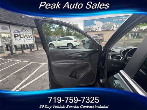 Used 2022 Chevrolet Equinox LT w/ Driver Convenience Package AWD/4WD image 10