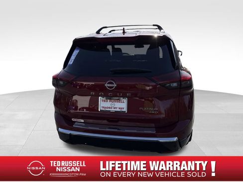 New 2026 Nissan Rogue Platinum image 4