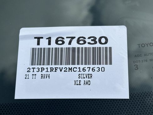 Used 2021 Toyota RAV4 XLE AWD/4WD image 15