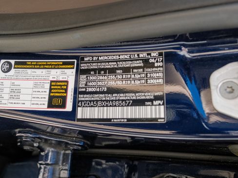 Used 2017 Mercedes-Benz GLE 350 w/ Premium 1 Package image 57