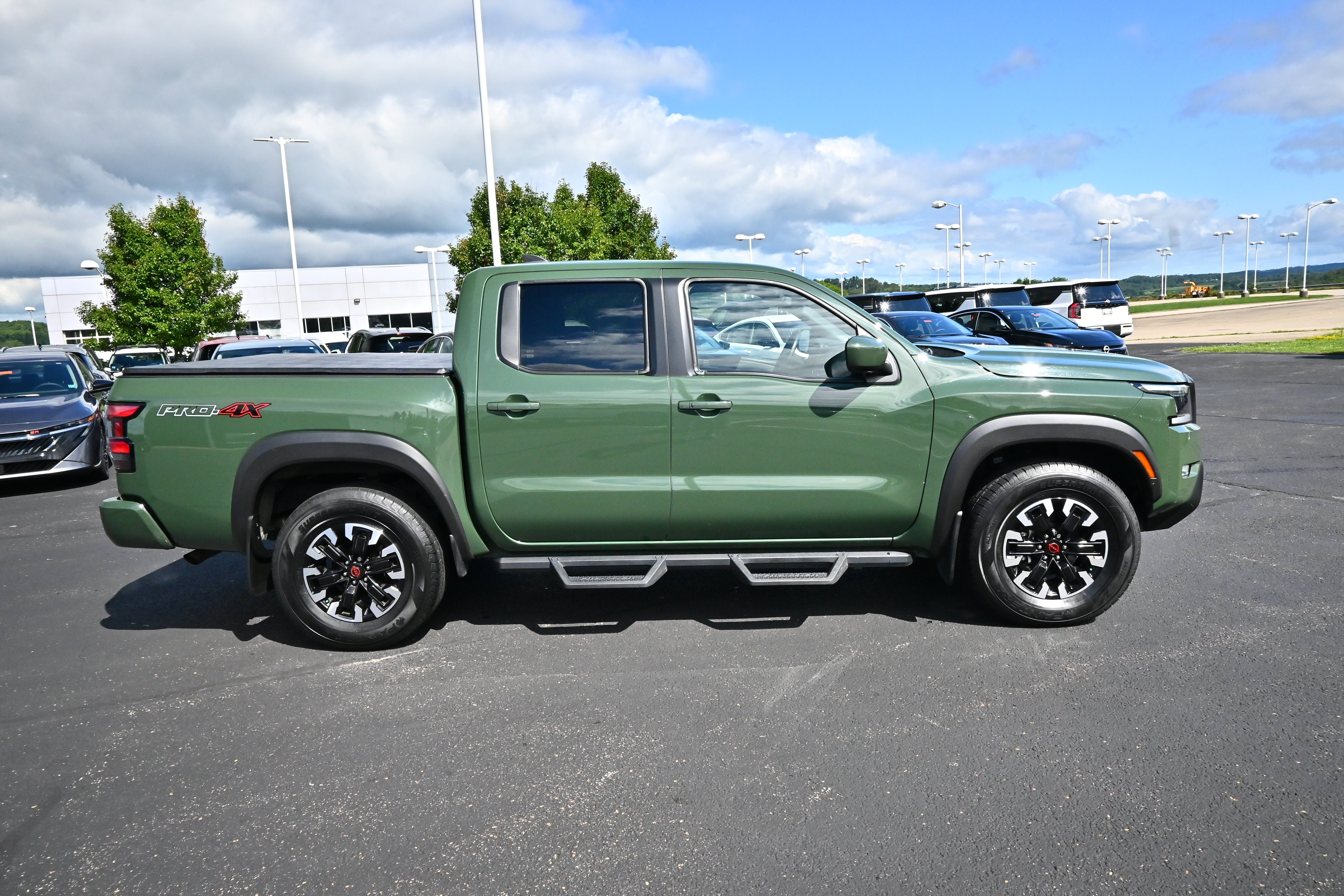 Certified 2024 Nissan Frontier PRO-4X w/ Off-Road Protection Package AWD/4WD image 5