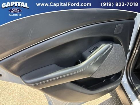 Certified 2025 Ford Mustang Mach-E Premium AWD/4WD image 17