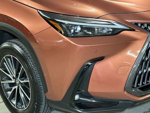 Used 2025 Lexus NX 350 350 Premium w/ Accessory Package (2T) image 10
