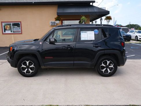 Used 2019 Jeep Renegade Trailhawk AWD/4WD image 5