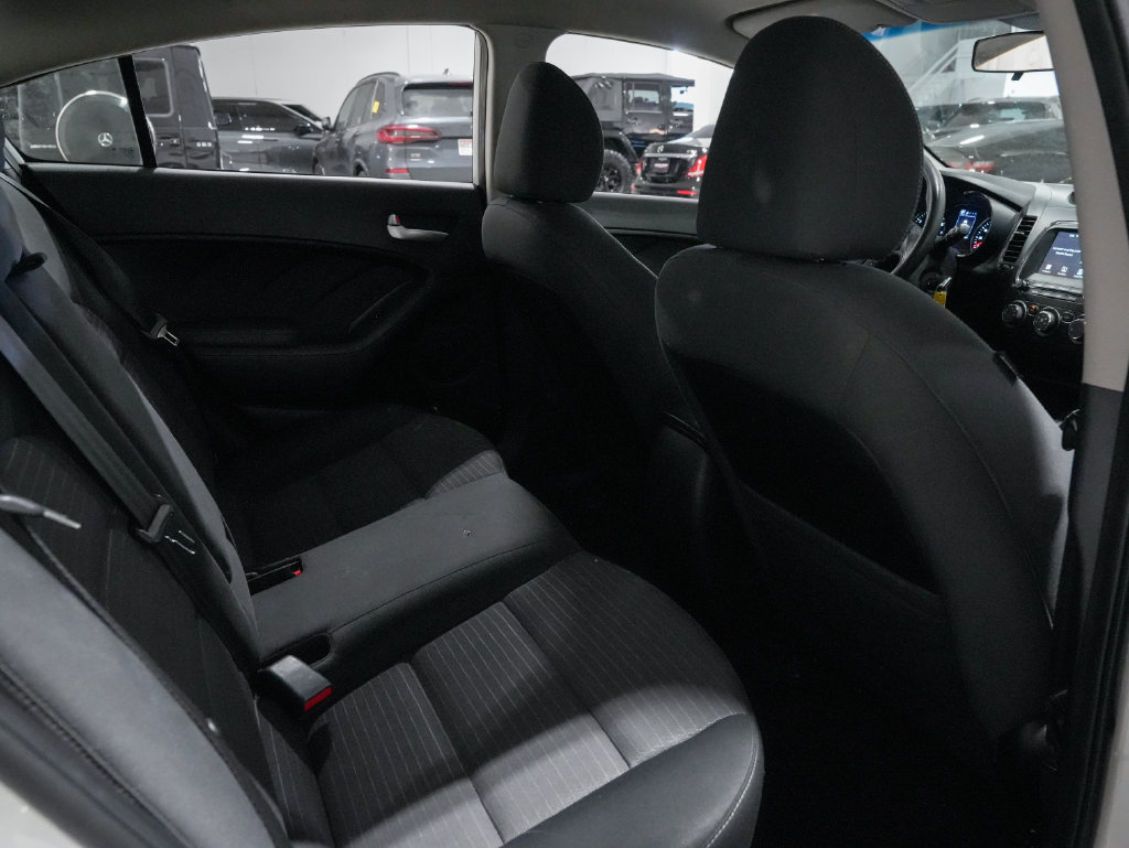Used 2018 Kia Forte LX w/ LX Popular Package FWD image 18