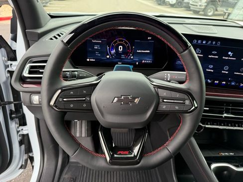 New 2026 Chevrolet Traverse RS w/ LPO, Floor Liner Package image 24