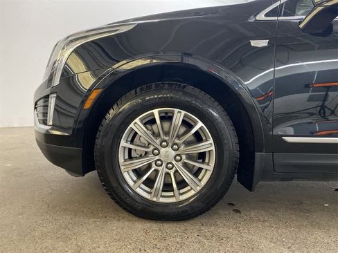 Used 2017 Cadillac XT5 Luxury image 12