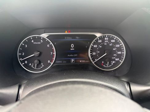 Used 2024 Nissan Sentra SV FWD image 15
