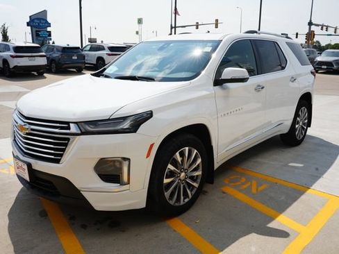 Used 2023 Chevrolet Traverse Premier AWD/4WD image 33