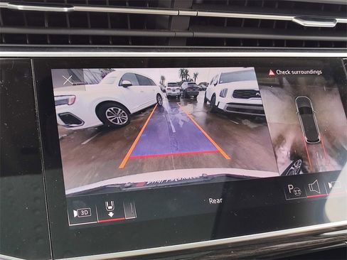 Used 2023 Audi Q7 3.0T Prestige image 43