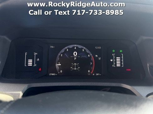 Used 2025 Toyota 4Runner SR5 AWD/4WD image 22
