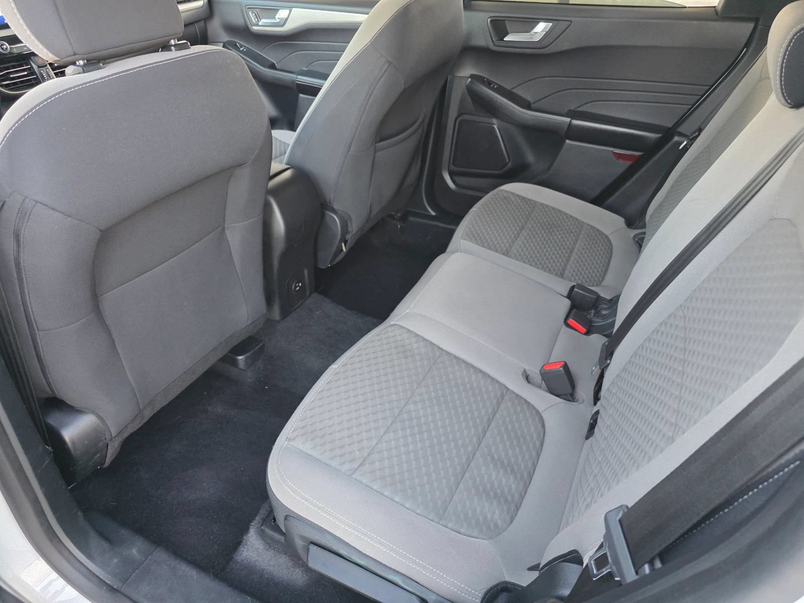 Used 2021 Ford Escape SE FWD image 33