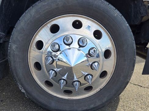 Used 2022 Ford F350 Platinum image 14